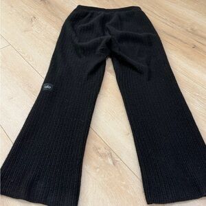 ALO black cashmere pants ankle